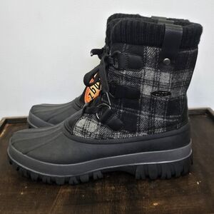 Womens Lugz Stormy Black and Gray Plaid Winter Boots